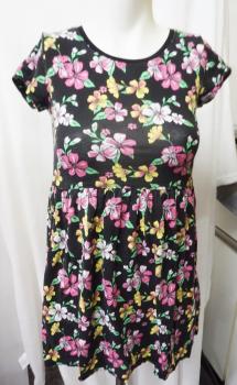 Kurzarmkleid Gr. 134/140 von YFK (4184)